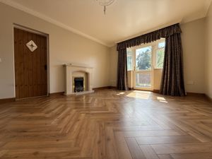 Photo 23- click for photo gallery